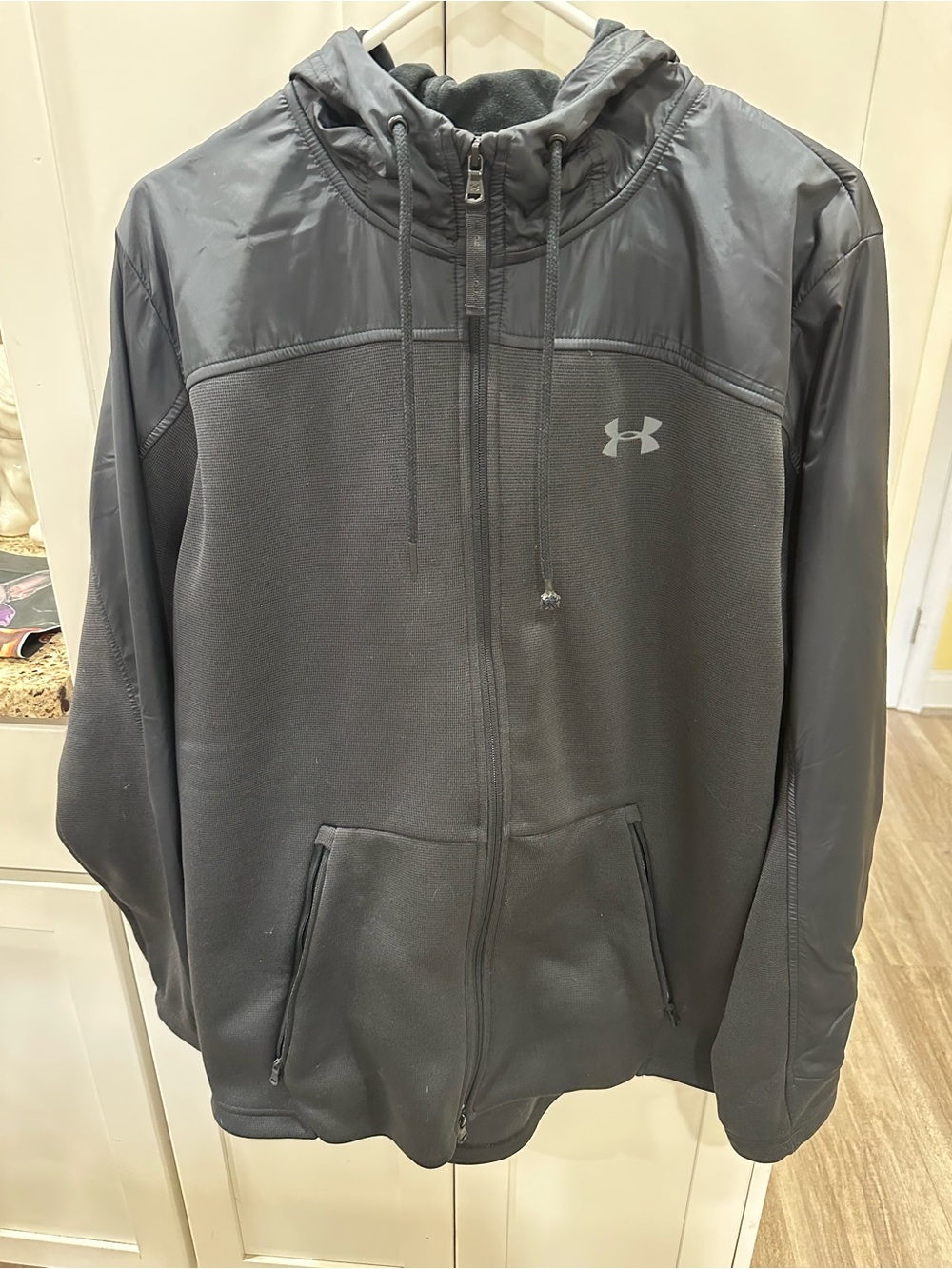 Under Armour Men's cold gear Full-Zip Performance Hooded Jacket